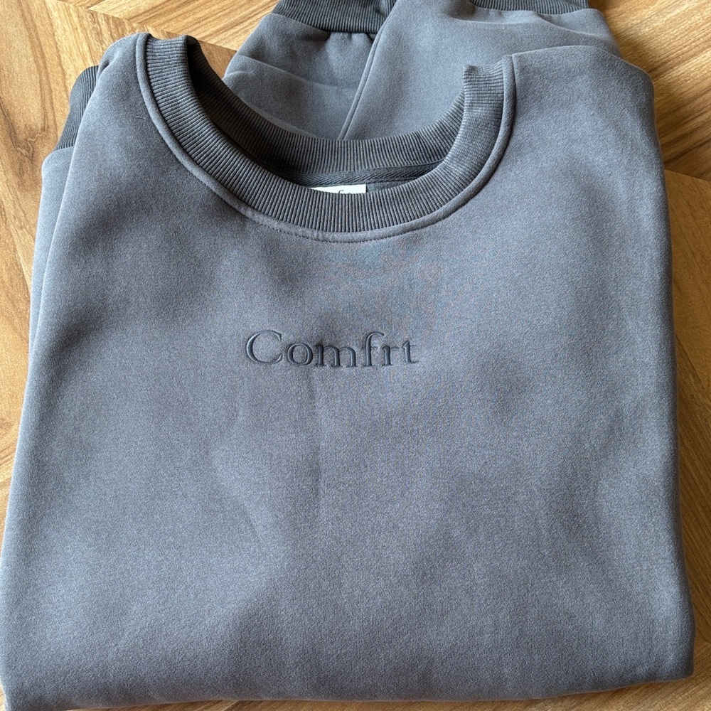 Comfit Men's Charcoal Sweatshirt